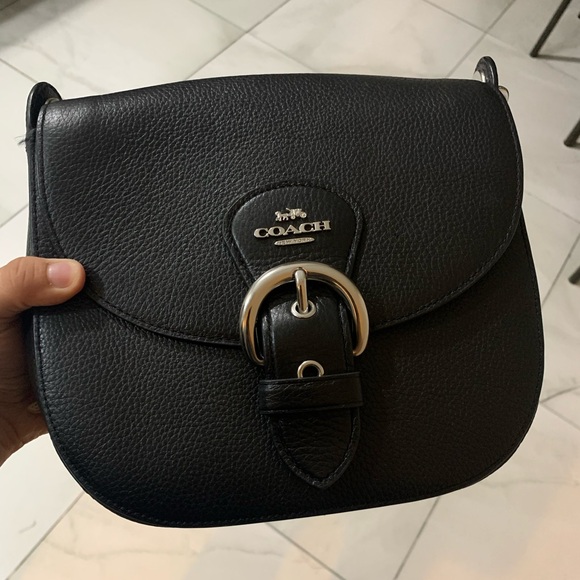 Coach Handbags - Coach purse with crossbody strap